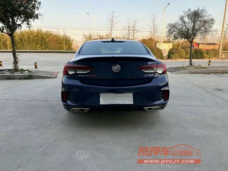 徐州22年别克君威9