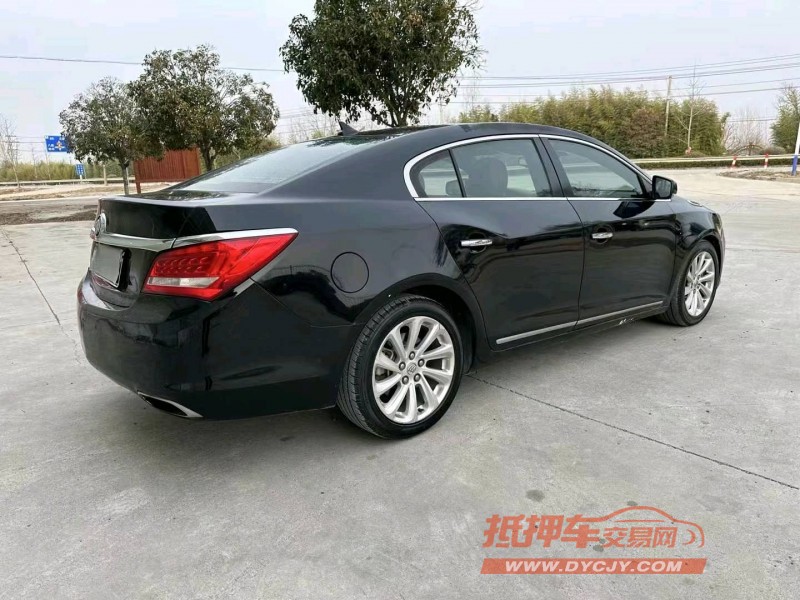 徐州14年别克君越8