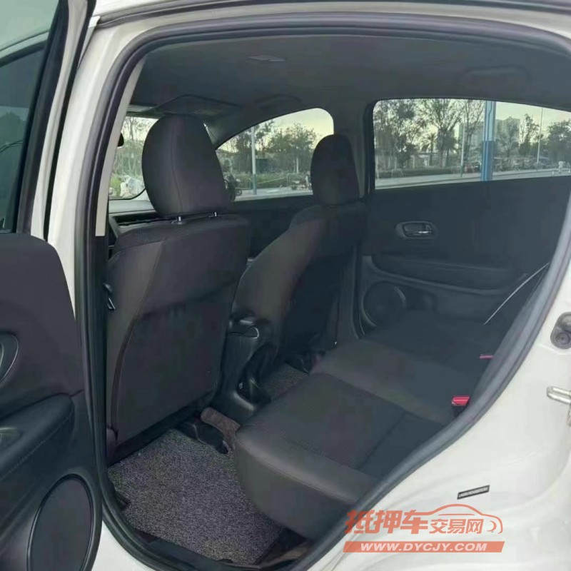 东莞22年本田缤智6