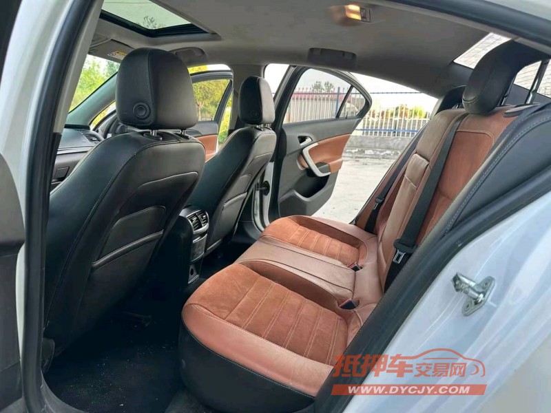 徐州17年别克君威7