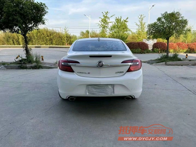 徐州17年别克君威9