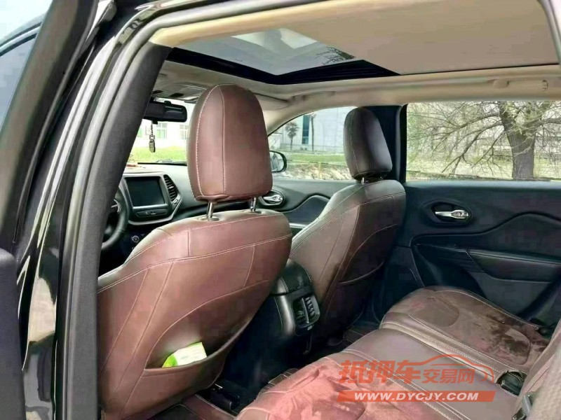 徐州18年Jeep自由光8