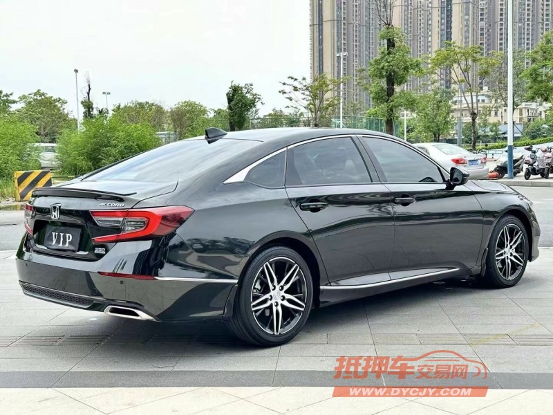 东莞23年本田雅阁8