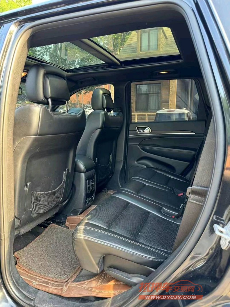 邢台15年Jeep大切诺基6