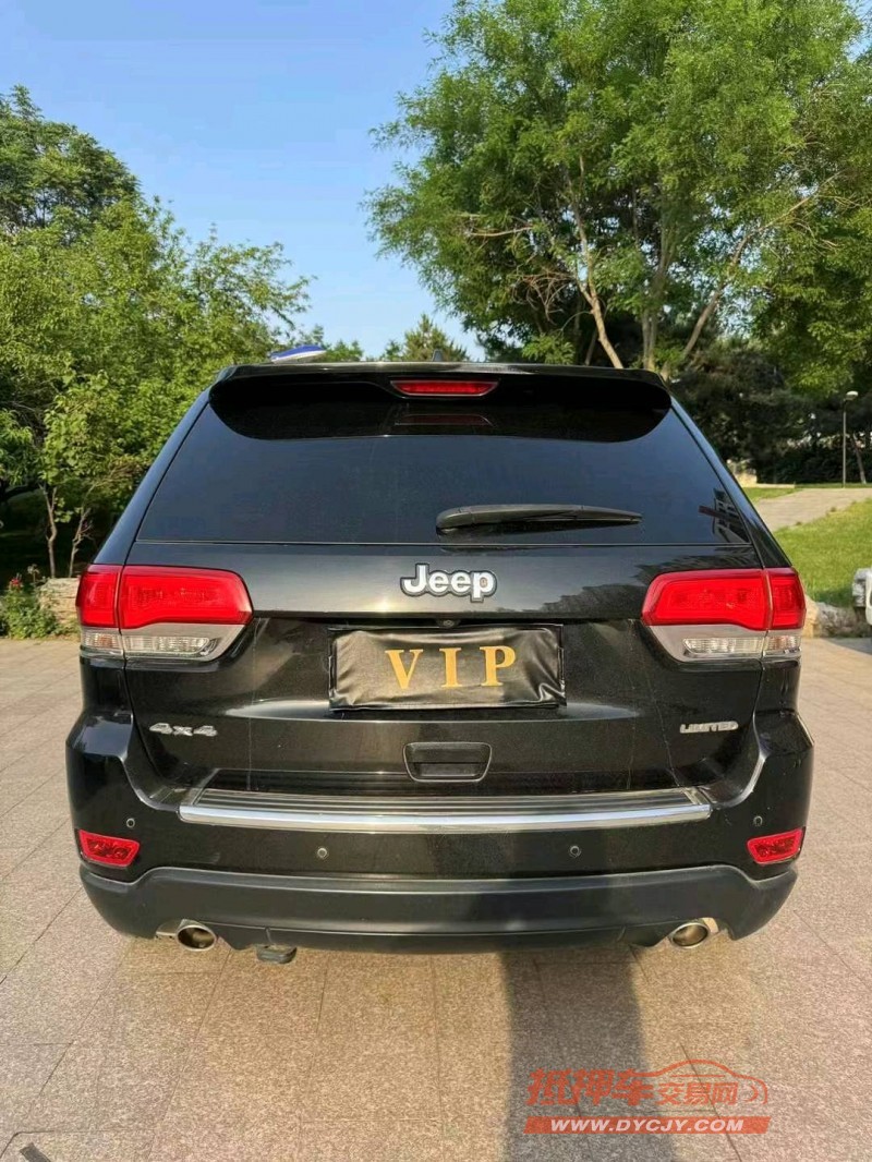 邢台15年Jeep大切诺基9