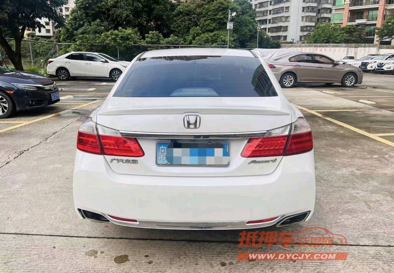 广州15年本田雅阁9