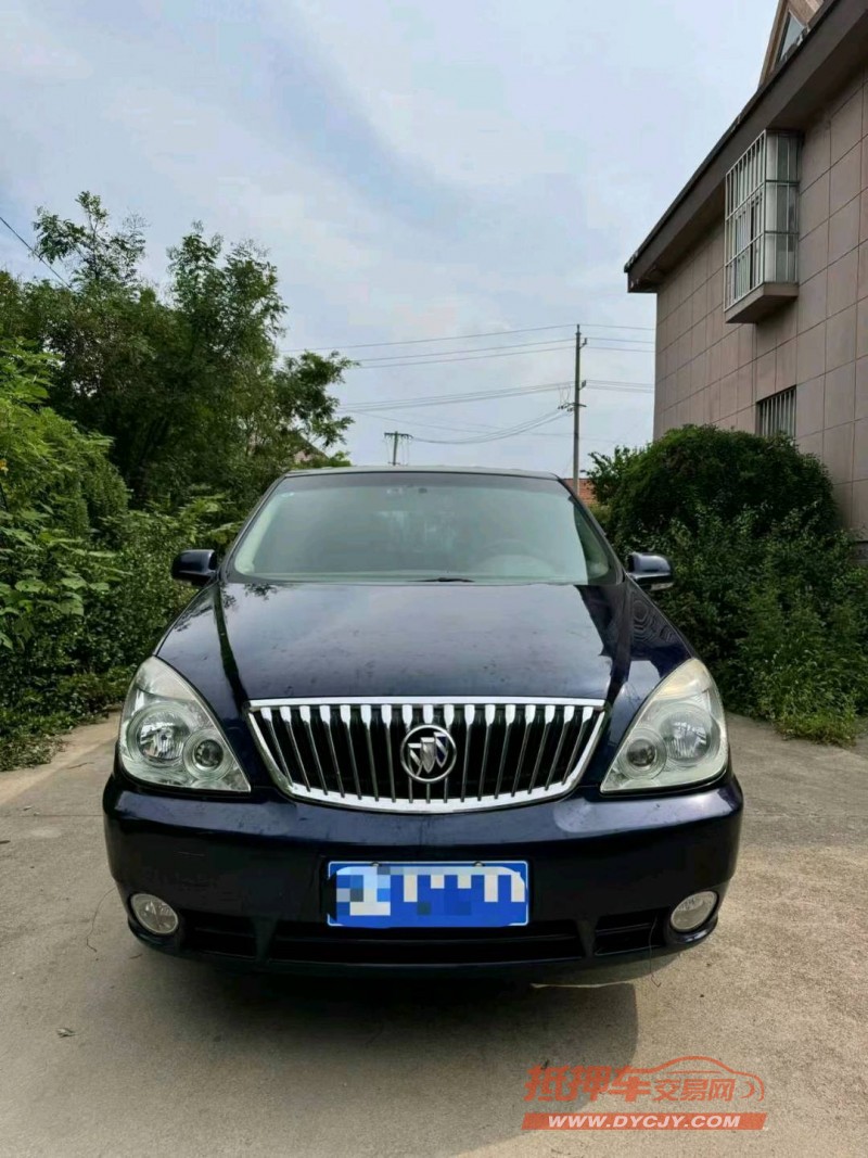 济宁16年别克GL81