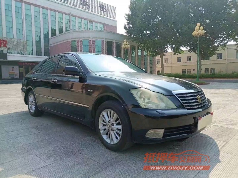 潍坊07年丰田皇冠8