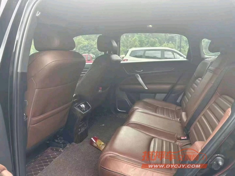 重庆20年本田URV6