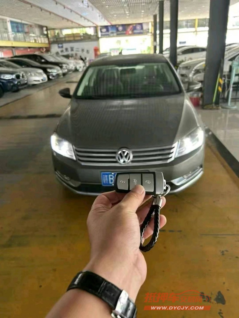 潍坊16年大众迈腾1