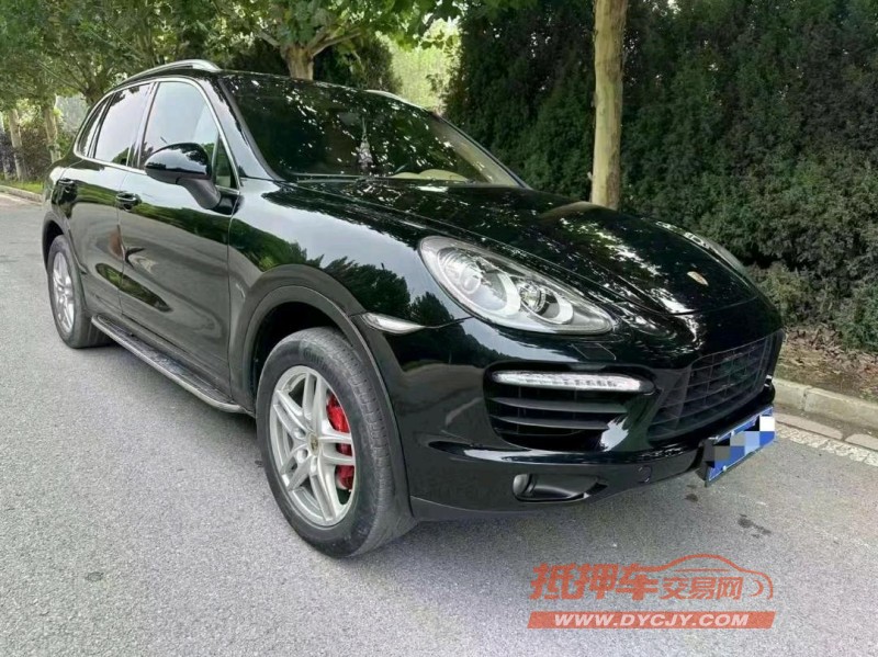 保定13年保时捷卡宴6