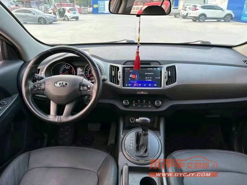 潍坊17年起亚智跑5