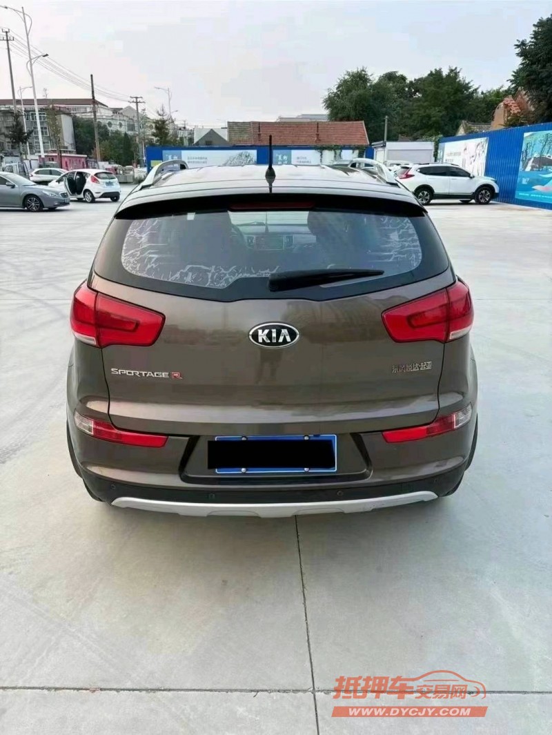 潍坊17年起亚智跑7