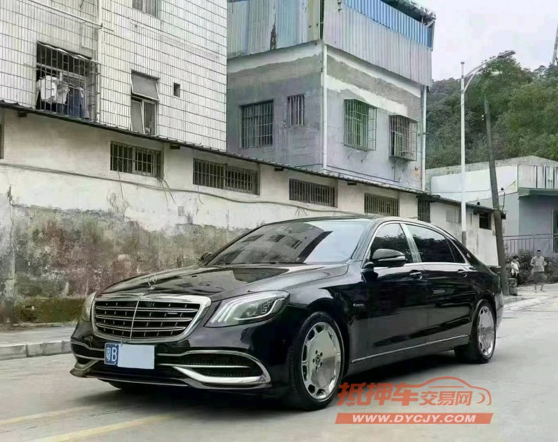 广州17年奔驰迈巴赫S级2