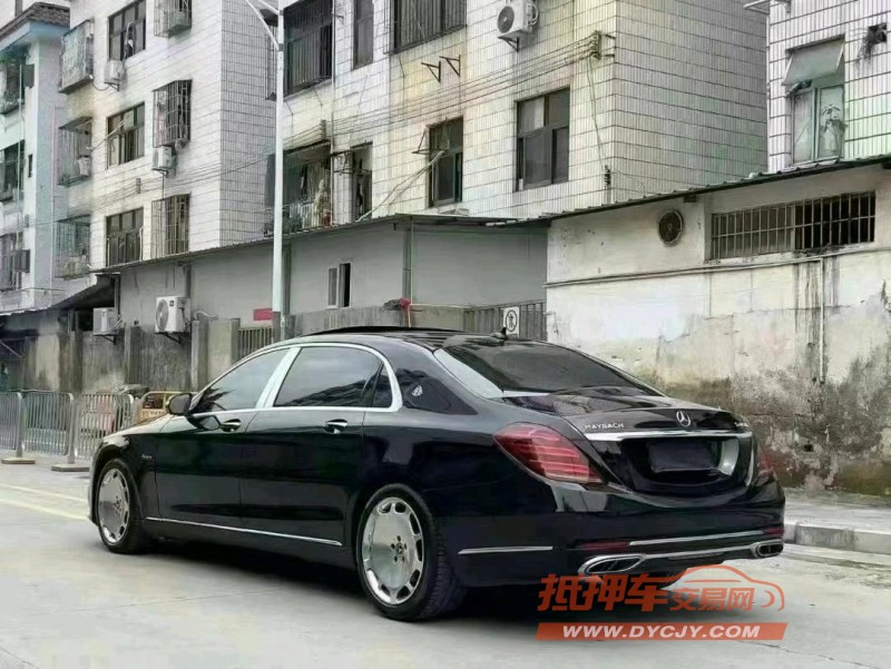 广州17年奔驰迈巴赫S级7