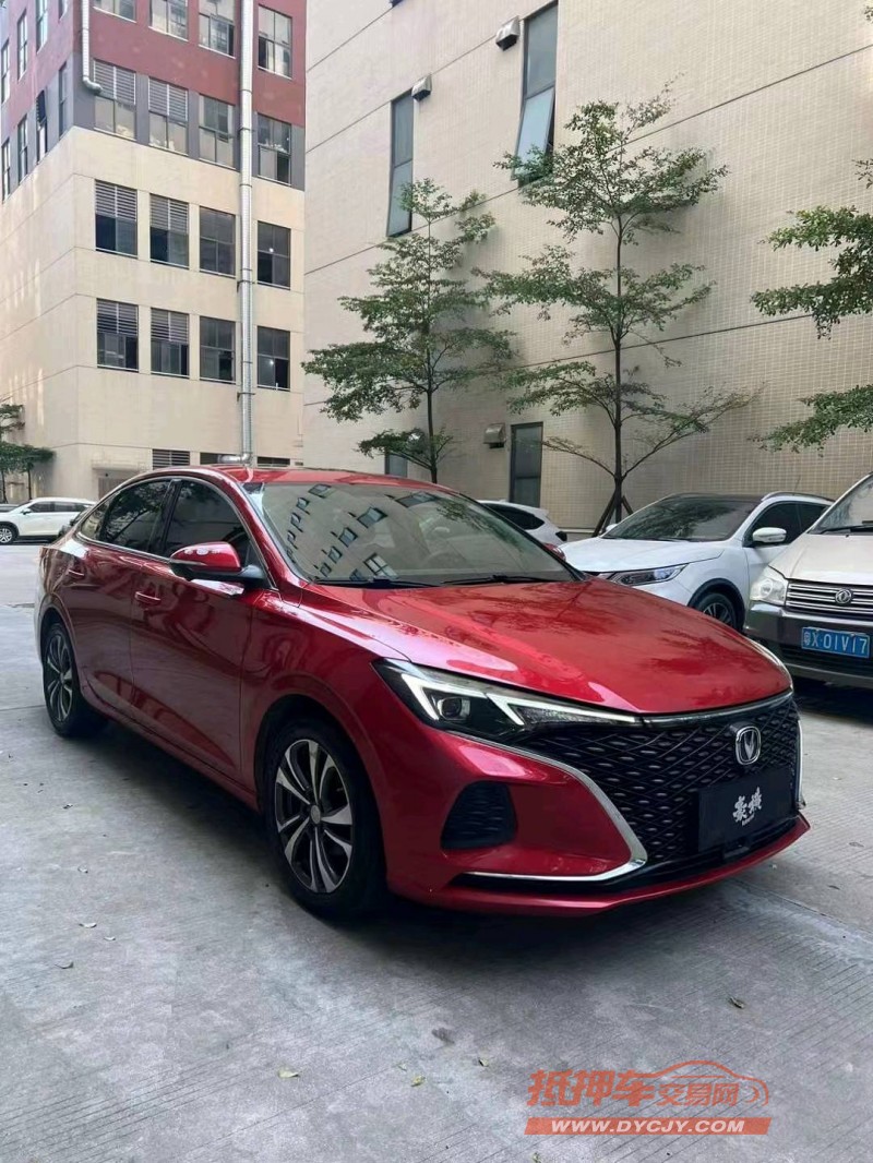 清遠20年長安汽車逸動8