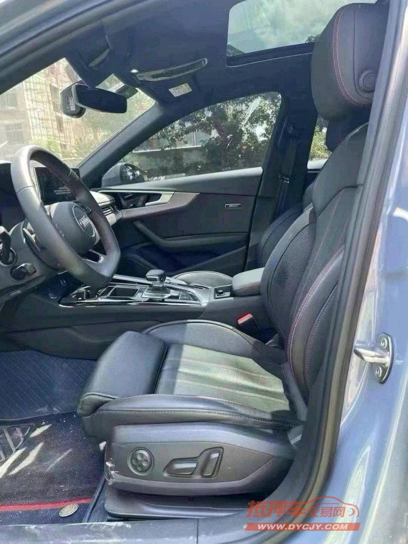 潍坊23年奥迪A4L3