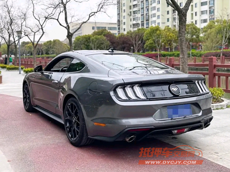 重庆17年福特野马6