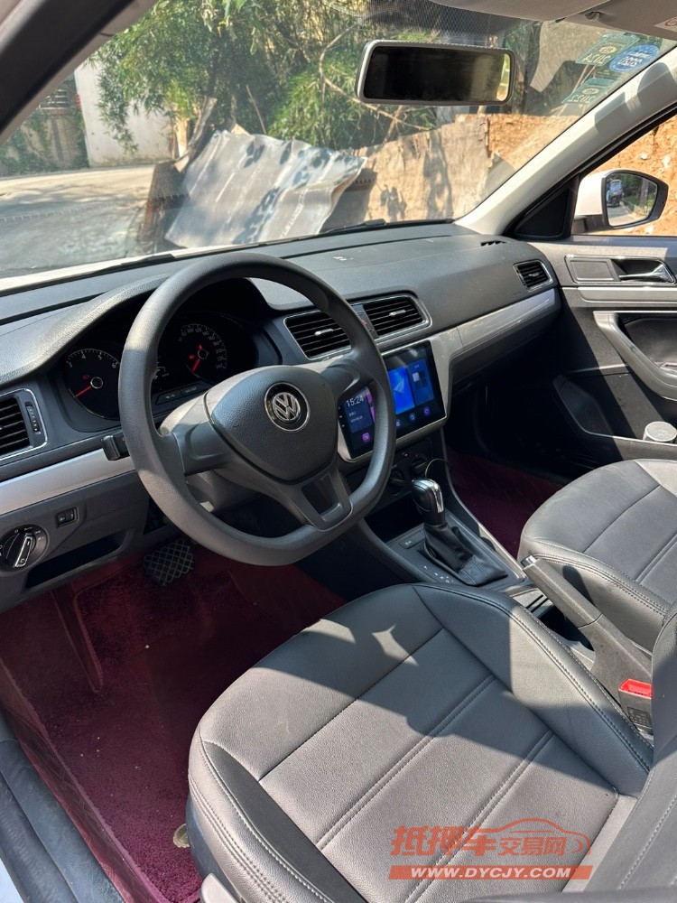 成都18年大众朗逸6