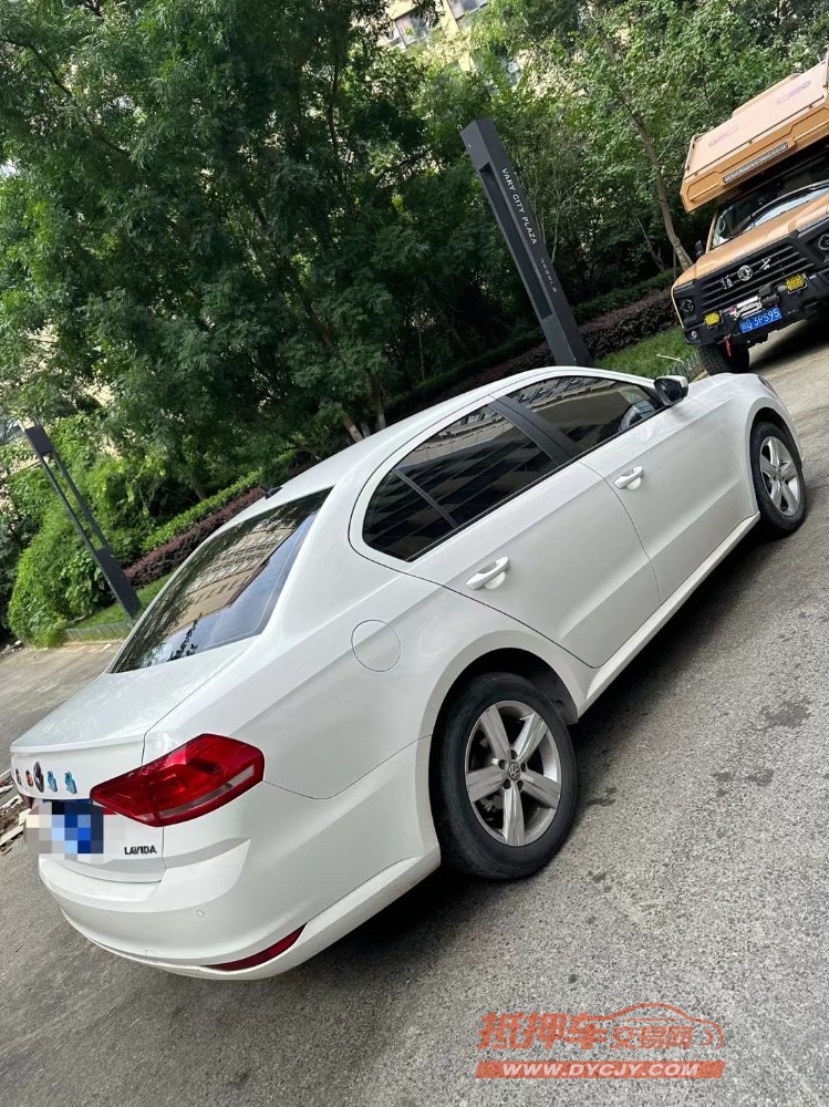 成都18年大众朗逸8