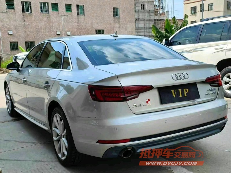 中山19年奥迪A4L9
