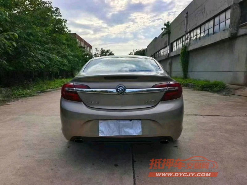 济南15年别克君威9