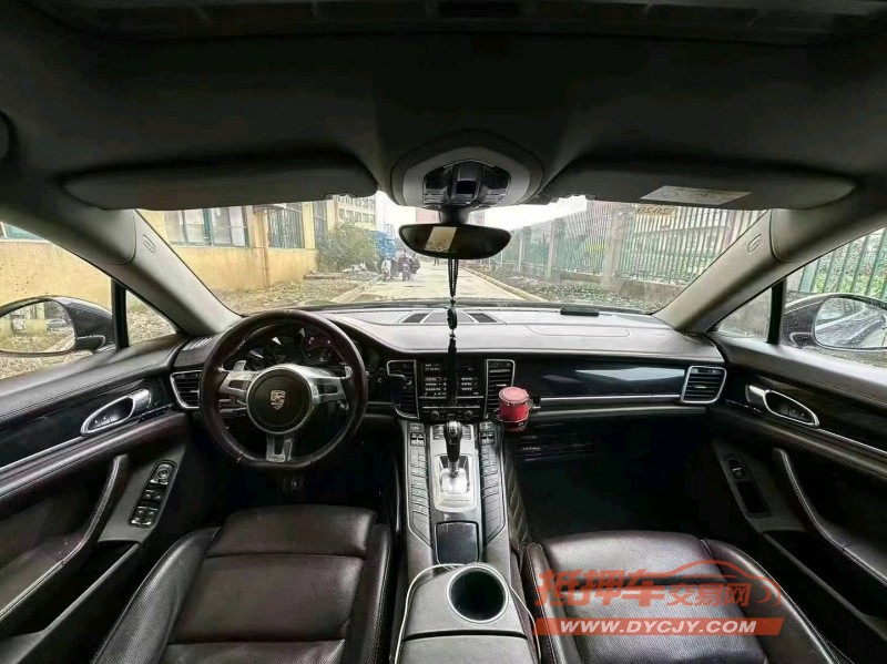 武汉14年保时捷帕拉梅拉9