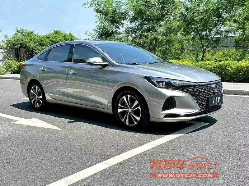 东莞20年长安汽车逸动2