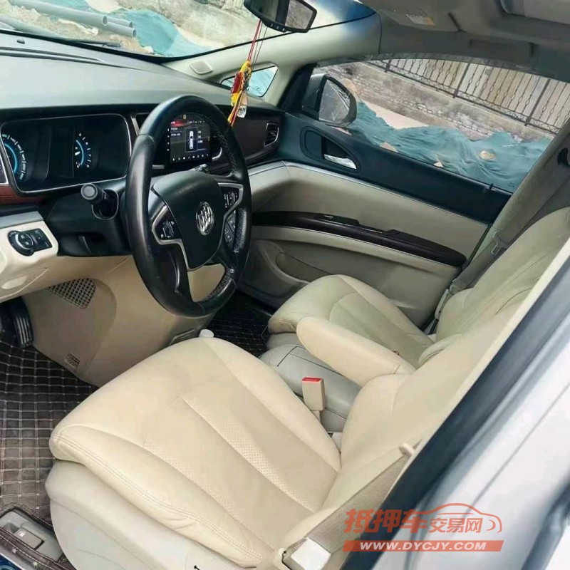 济南15年别克GL84