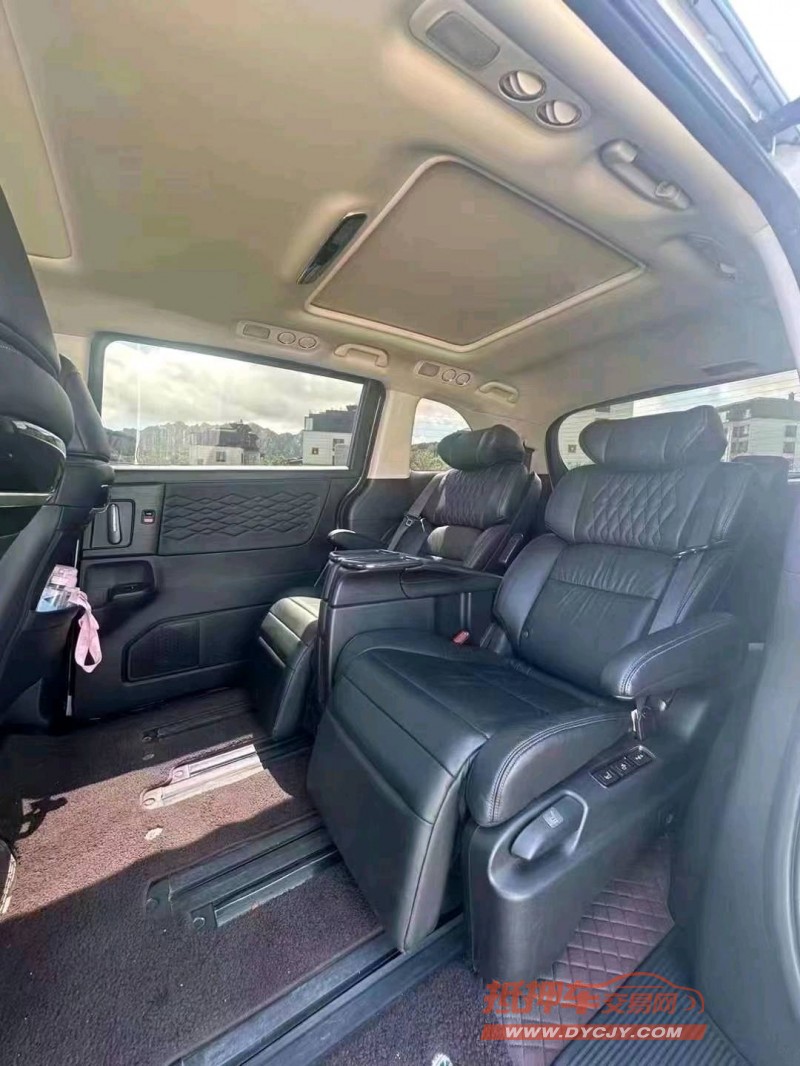 青岛22年本田艾力绅4