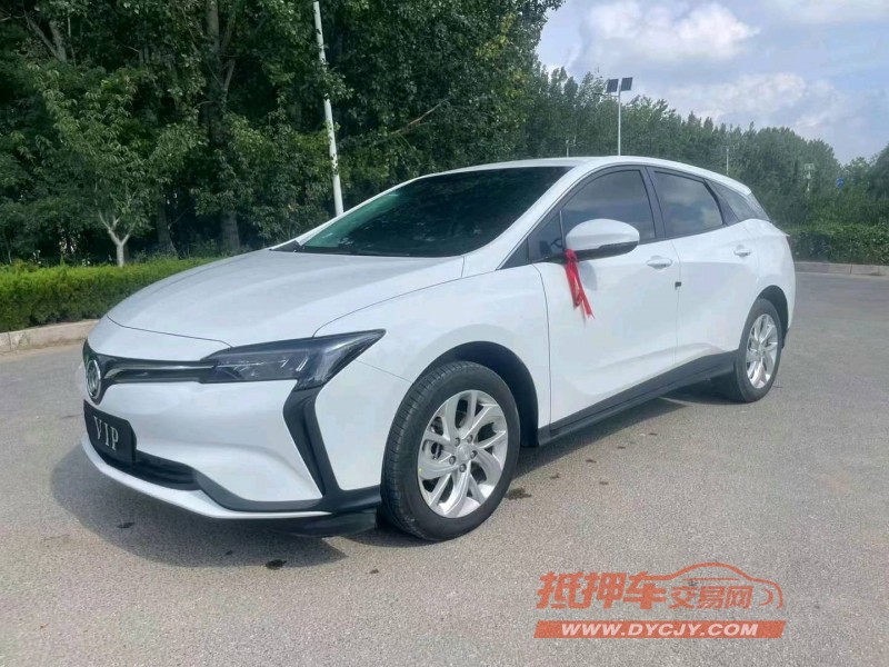 济宁24年别克微蓝2