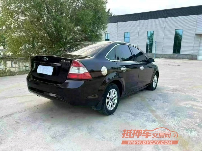 徐州13年福特福克斯4
