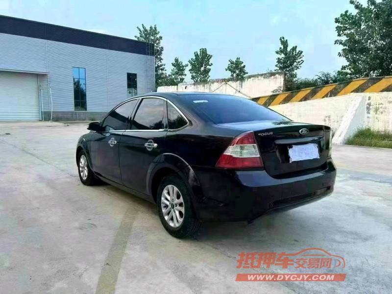 徐州13年福特福克斯5