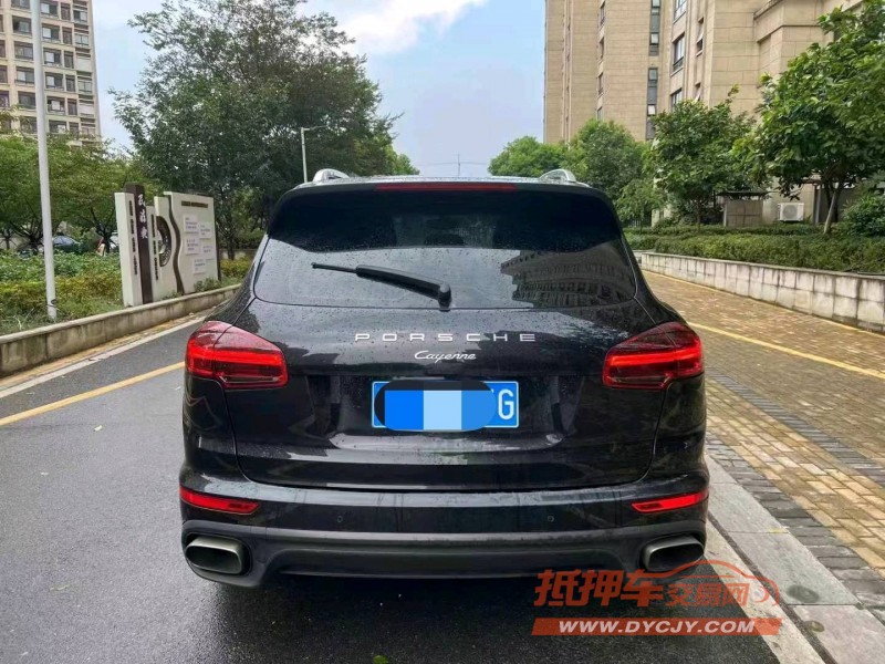 蘇州18年保時捷卡宴9
