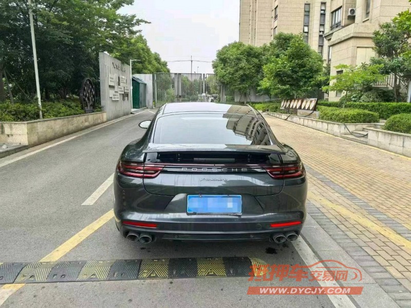 苏州19年保时捷帕拉梅拉9