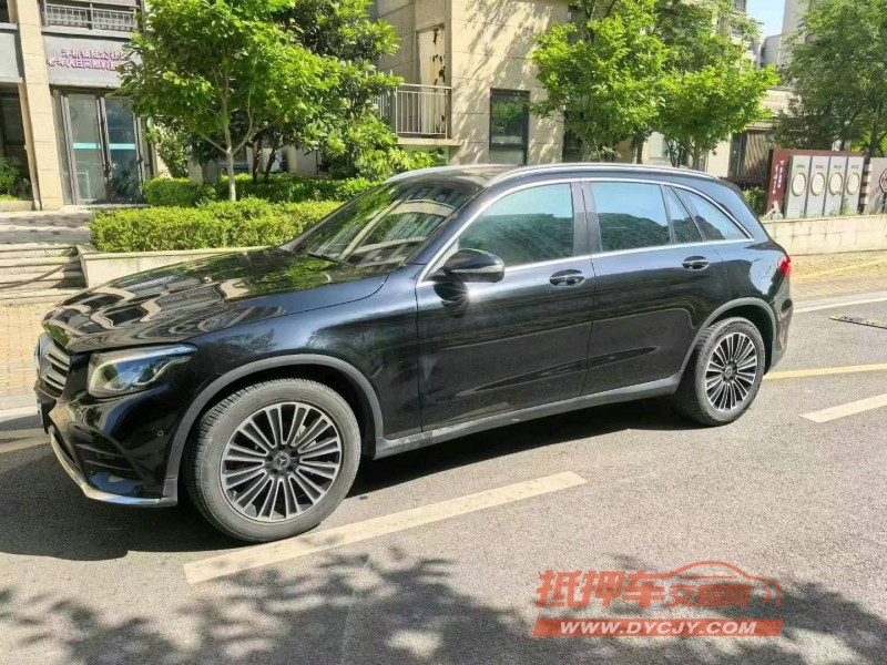 苏州19年奔驰GLC3