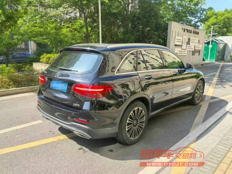 苏州19年奔驰GLC7