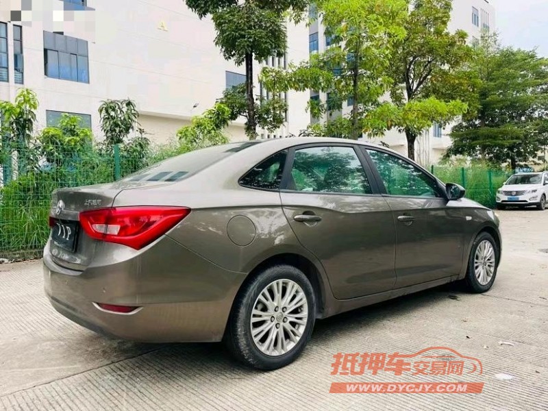 广州16年别克英朗9