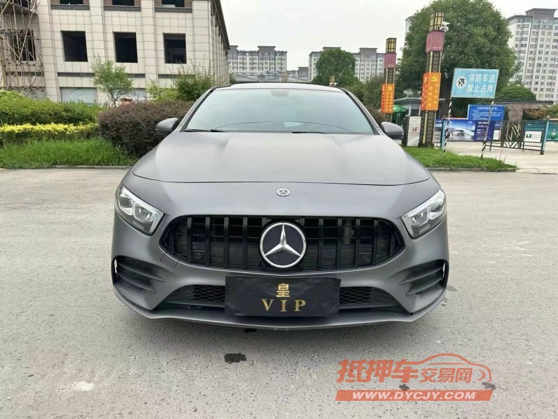 徐州19年奔驰A1
