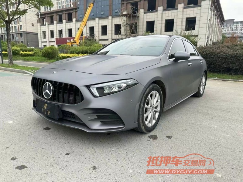 徐州19年奔驰A3