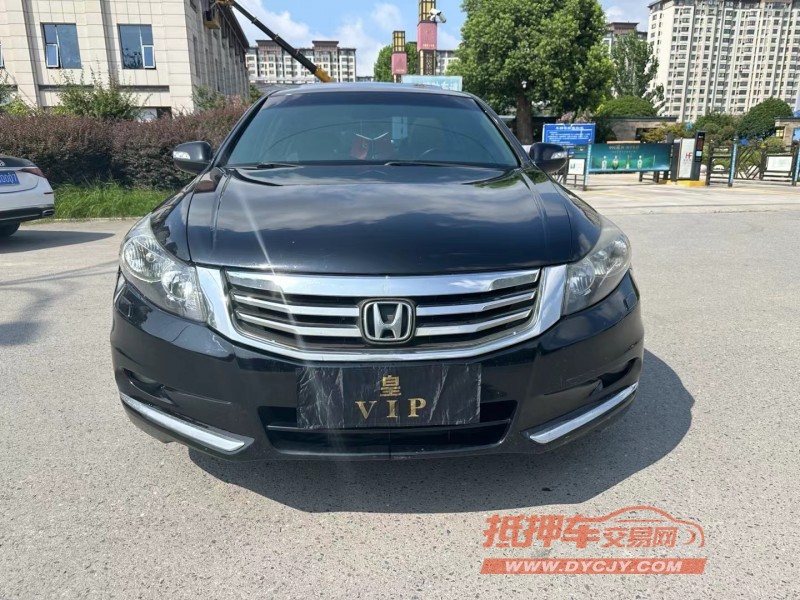 徐州13年本田雅阁1