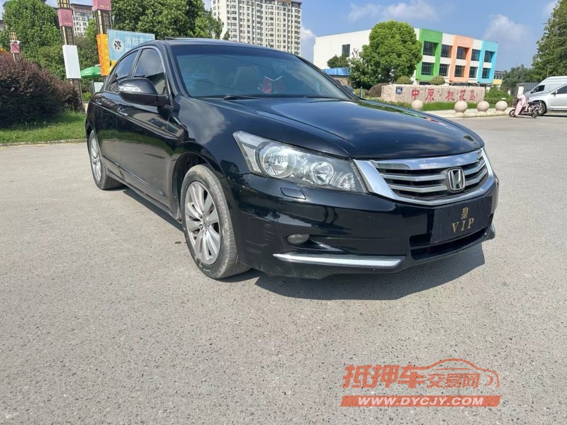 徐州13年本田雅阁2