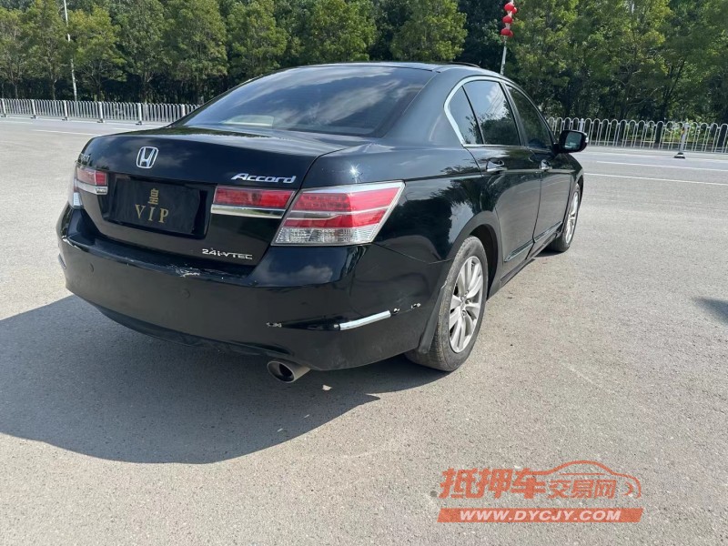 徐州13年本田雅阁5