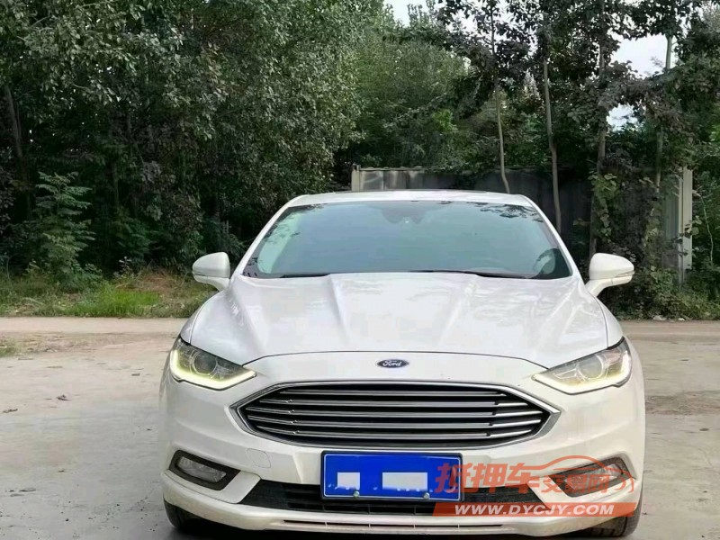 青岛17年福特蒙迪欧1