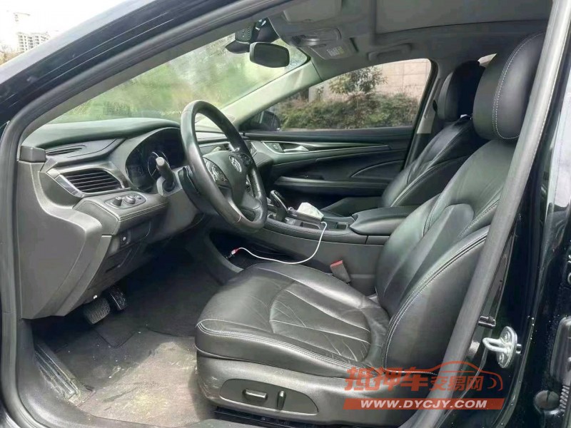 重庆17年别克君越4