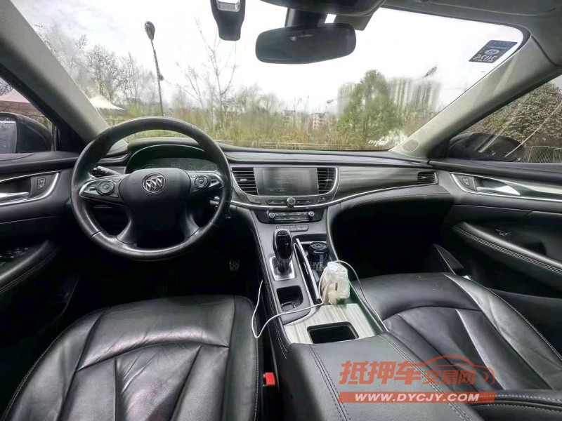 重庆17年别克君越7