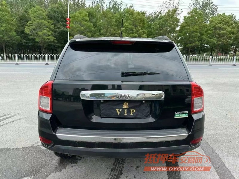 徐州13年Jeep指南者9