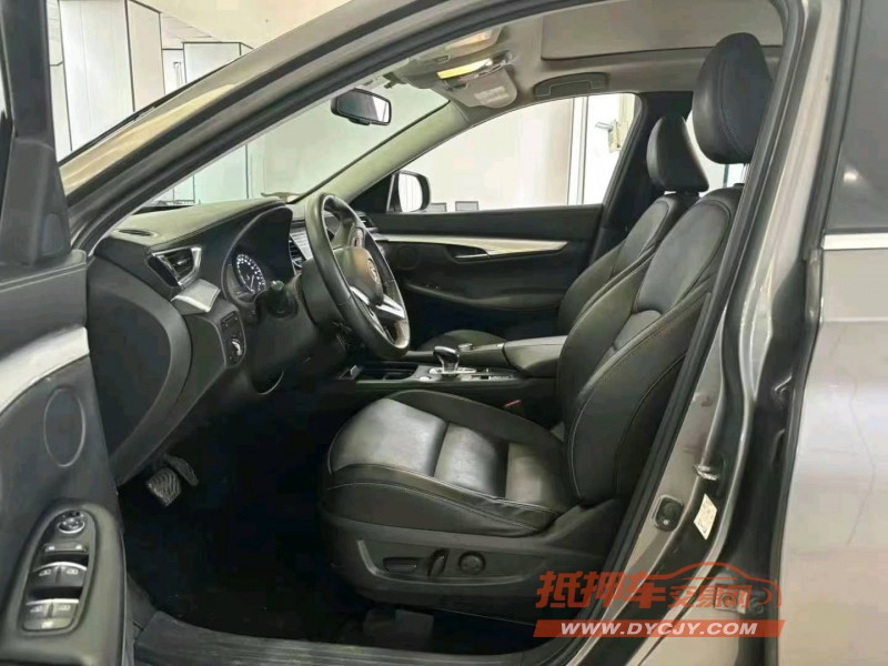 重慶20年英菲尼迪QX504