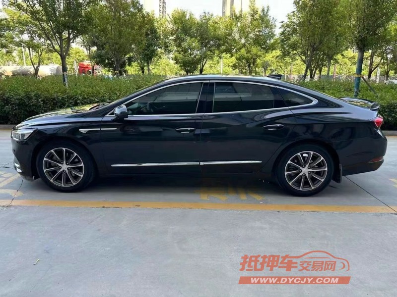 济宁20年别克君越5