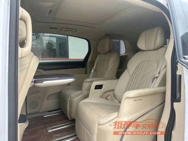 邢台22年别克GL84